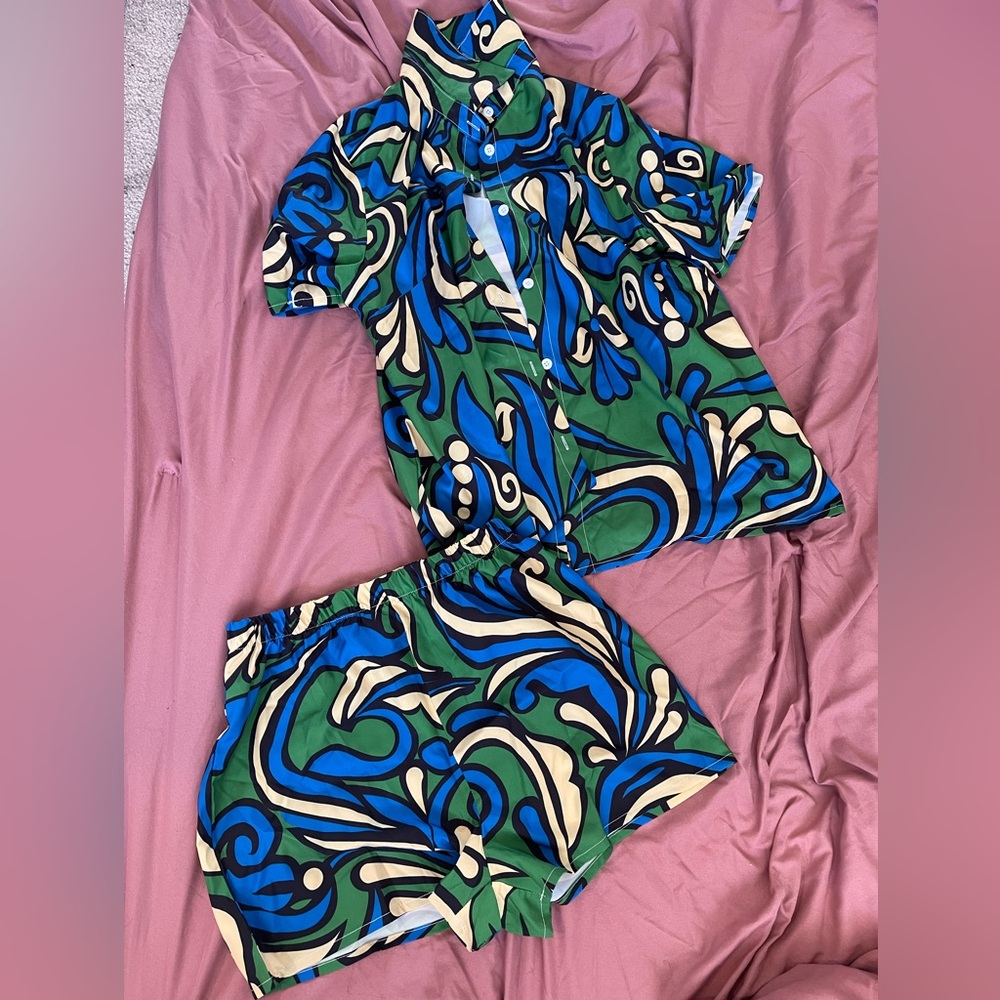 Two Piece Set